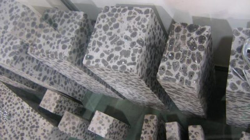 自粘防水卷材老化寿命之谜：揭秘其使用寿命真相